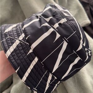 Valentino Garavani Black and White Graphic Print Bucket Hat